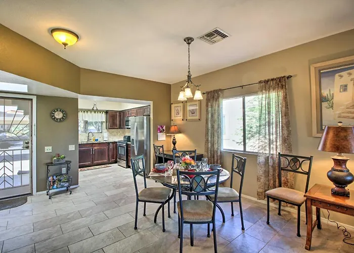 Relaxing Valley Townhome ~ 30 Mi To Tucson! Holiday home *
