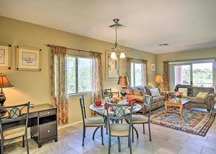 Relaxing Valley Townhome ~ 30 Mi To Tucson! *