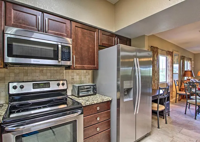 Relaxing Valley Townhome ~ 30 Mi To Tucson! * Green Valley