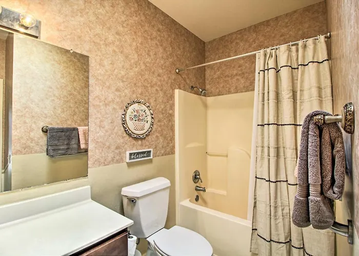 Relaxing Valley Townhome ~ 30 Mi To Tucson! * Green Valley