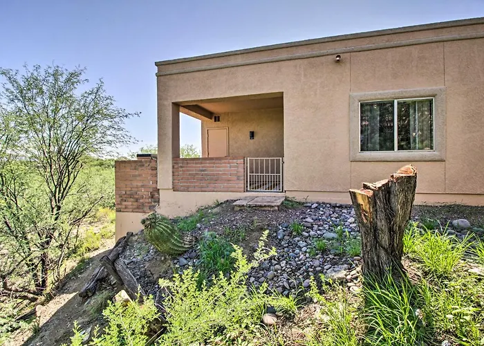 Relaxing Valley Townhome ~ 30 Mi To Tucson! Green Valley
