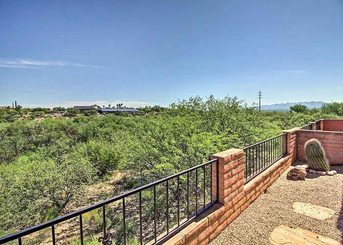 Relaxing Valley Townhome ~ 30 Mi To Tucson! Green Valley